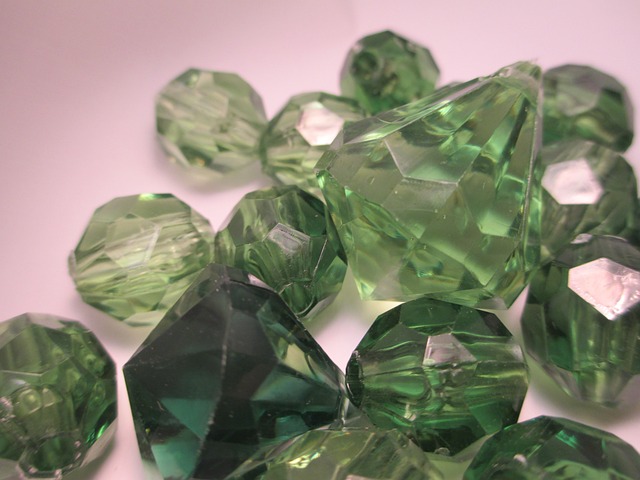 Green Color Crystal
