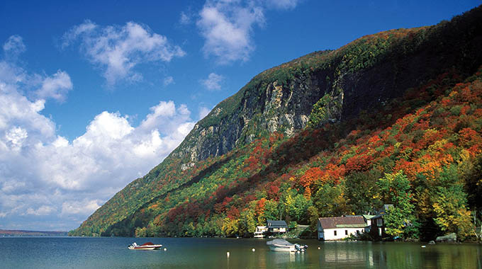 Sail the Waters of Lake Willoughby