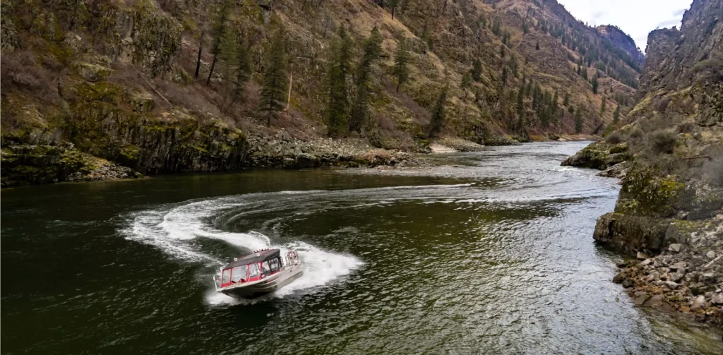 Jet boating - things to do in idaho